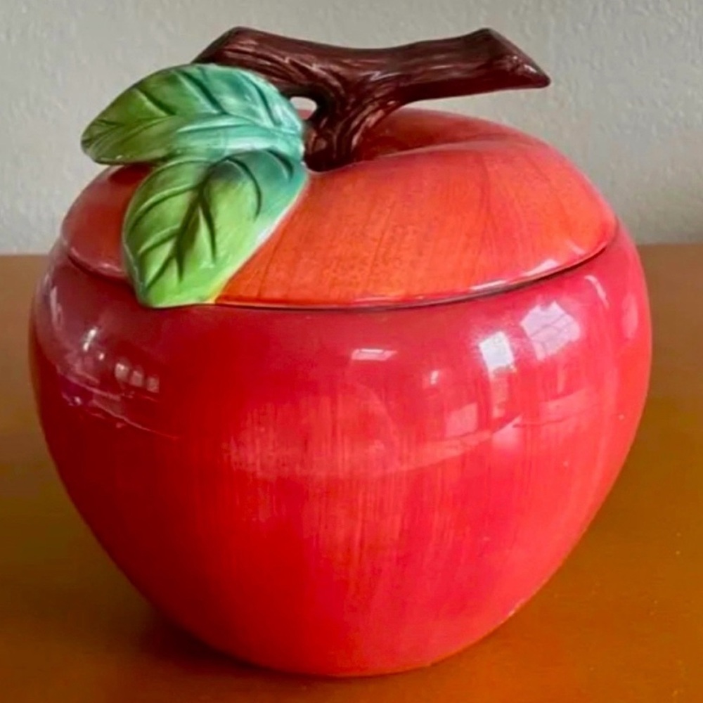 Apple-Shaped Red Ceramic Food Storage Jar